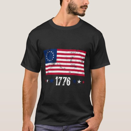 Betsy Ross Flag 1776 Sterren en Strepen Res T-shirt (Voorkant)