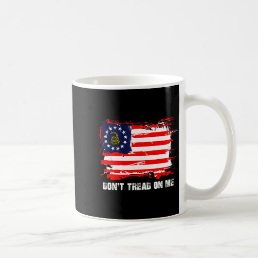 Betsy Ross Flag Don't Tread Patriot On Me Koffiemok (Rechts)