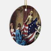 Betsy Ross naait de Amerikaanse vlag Keramisch Ornament (Rechts)