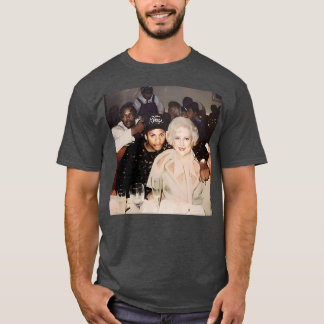 Betty en Compton T-shirt