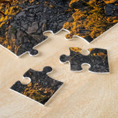 Beuk op heuvelhelling met vos legpuzzel (Zijkant)