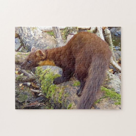 Bevallig dennenbos met boommarter natuurtafereel legpuzzel (Horizontaal)