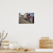 Bevallige kasseienstraat in Staithes-dorp Poster (Keuken)