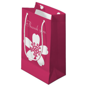 Bevallige Sakura in frambozen cadeautas