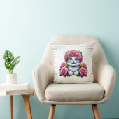 Bevallige Witte Kat met Bloemenkroon Kussen (Stoel)