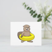 Bever zwemt met zwemband briefkaart (Staand voorkant)
