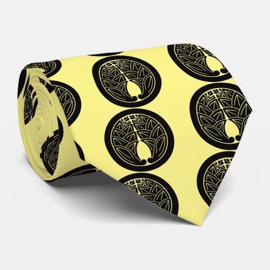 Bevestiging van japanse ingers in cirkel stropdas (Opgerold)