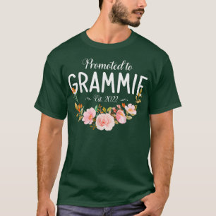 Bevorderd aan Ge 2022 Vrouwen die de eerste Ti ont T-shirt