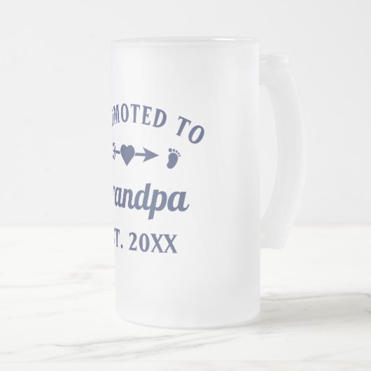 Bevorderd aan grootvader Abuelo Gramps Papa Matglas Bierpul (Voorkant rechts)