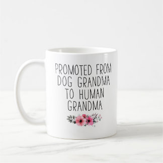 Bevorderd aan oma van Dog Grandma Funny Koffiemok