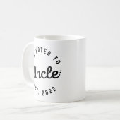 Bevorderd aan oom Est. 2022 Nieuwe oom Koffiemok (Voorkant links)