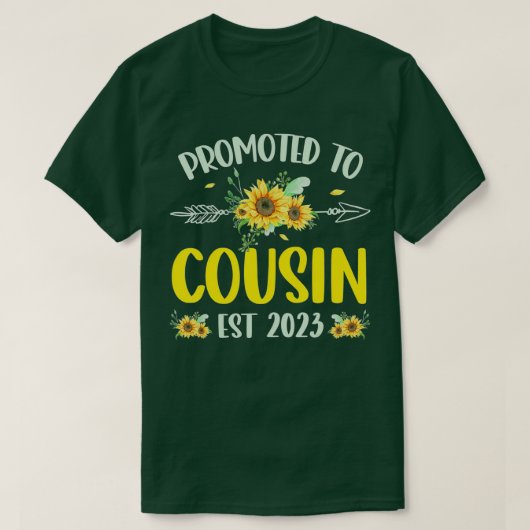 Bevorderd tot neef Est 2023 Zonnebloem binnenkort  T-shirt (Design voorkant)