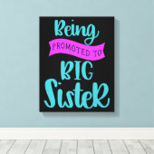 Bevordering tot grote zuster canvas afdruk (Insitu (Houten vloer))