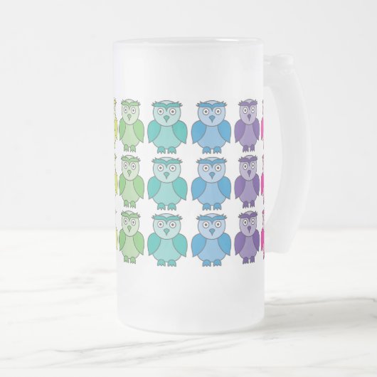 Bevrokken glas - Cute Rainbow Owl Pattern Matglas Bierpul (Voorkant rechts)