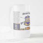 Bevroren 108e infanterieplan Beer Stein Matglas Bierpul (Voorkant links)