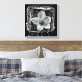 Bevroren Bloem Smeltend Ijs Canvas Afdruk (Insitu (Slaapkamer))
