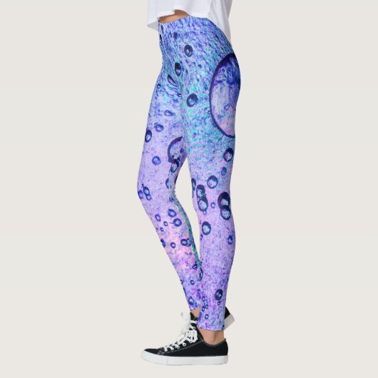 Bevroren ijsachtergrond met roze en blauwe kleuren leggings (Links)
