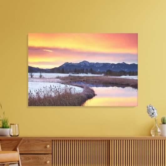 Bevroren rivier met sneeuw canvas afdruk (Insitu (Woonkamer))