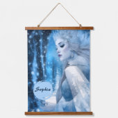 Bevroren Schoonheid Sneeuwkoningin in Winter Wonde Hangend Wandkleed (Voorkant)