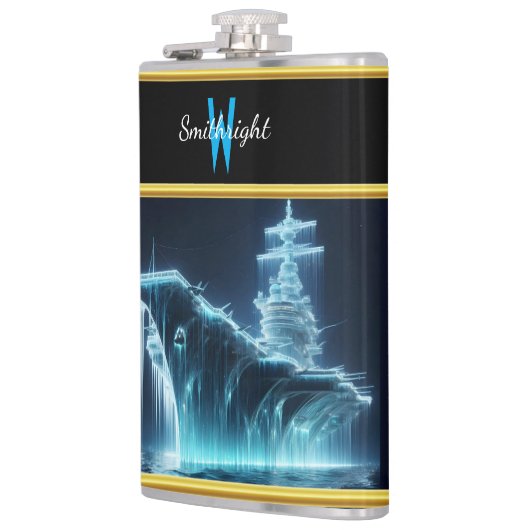 Bevroren slagschip stijgt op uit donkere wateren heupfles (Links)