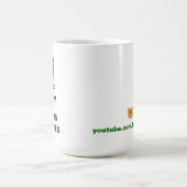 BEWAAR CALM YA DUMB BIDDIES Mok (Center)