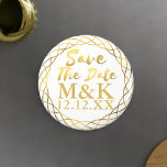 Bewaar de datum Faux Gold Folie krans bruiloft mag Magneet<br><div class="desc">De datum is vastgesteld! Laat nu al je gasten weten wanneer je trouwdatum is. Voeg uw initialen en trouwdatum toe aan deze eenvoudige maar fancy faux gouden folie Save the Date magneet - u kunt kiezen of u een vierkante of ronde hebt. Felicitatie!</div>