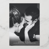 Bewaar de datum foto Modern leuk script Echt goud Folie Uitnodiging (Achterkant)