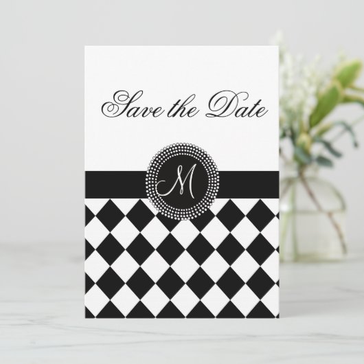 Bewaar de datum Harlekijnpatroon en monogram Save The Date (Staand voorkant)