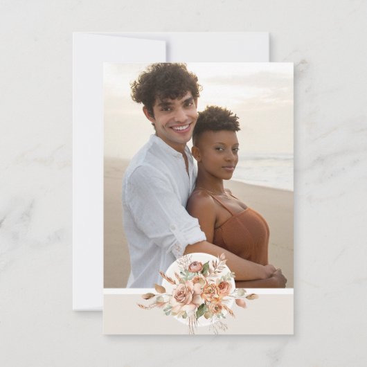 Bewaar de datum Licht Aarde Toon Boho Floral Foto (Achterkant)