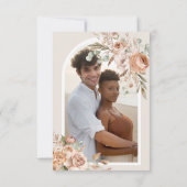 Bewaar de datum Licht Aarde Toon Boho Floral Foto (Achterkant)