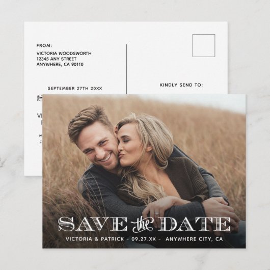 Bewaar de datum Moderne typografie Fotobruiloft Aankondigingskaart (Voorkant / Achterkant)
