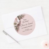 Bewaar de datum - Roze rozen & duiven bruiloft Ronde Sticker (Envelop)
