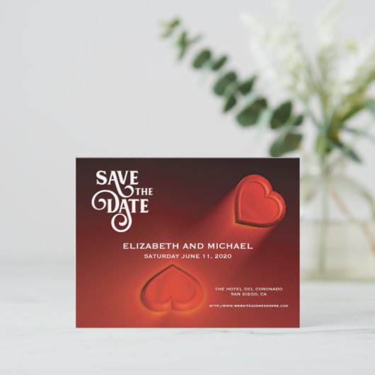 Bewaar de datum, twee harten rood Briefkaart (Staand voorkant)