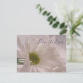 Bewaar de datum - White Daisies Aankondigingskaart (Staand voorkant)