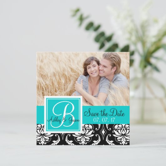 Bewaar de datum Zwarte Damast Monogram Namen Turko Save The Date (Staand voorkant)