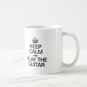 BEWAAR DE KNOP EN SPEL DE GUITAR KOFFIEMOK