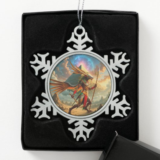 Bewaker van de Hemelse Poort – Anubis Tin Sneeuwvlok Ornament (Kistje)
