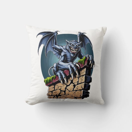 Bewaker van de hoogten: een gotische gargoyle kuns kussen (Voorkant)
