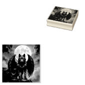 Bewaker van de Maan – De Zwarte Gevleugelde Wolf Rubberstempel (Gestempeld)