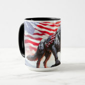 Bewaker van de vrijheid: de patriottische wolf mok (Voorkant links)