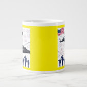 Bewakers van vrijheid geel grote koffiekop (Voorkant)