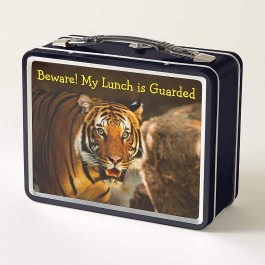 Beware! My Lunch is Guarded Tiger close-up (Achterkant)
