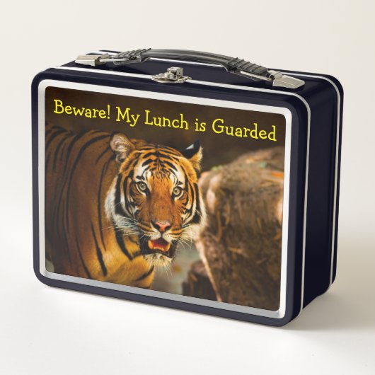 Beware! My Lunch is Guarded Tiger close-up (Voorkant)