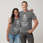 BEWAREN CALM en Kneel T-shirt (Unisex)