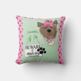 BewareThrow Pillow 20 x 20 inch Kussen