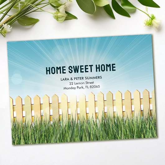 Bewegende aankondiging met piket hek en vuurpijlen