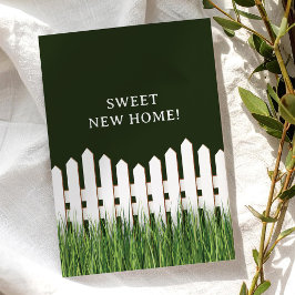 Bewegende aankondiging met witte piket hek