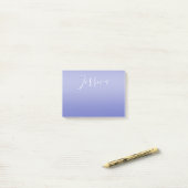 Bewerkbaar cursief script | Wit & Paarse Violet Post-it® Notes (Op bureau)