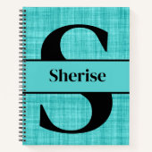 Bewerkbaar monogram en naam op blauw notitieboek (Voorkant)
