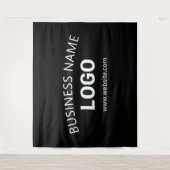 Bewerkbare bedrijfsnaam, website en geüpload logo wandkleed (Voorkant)